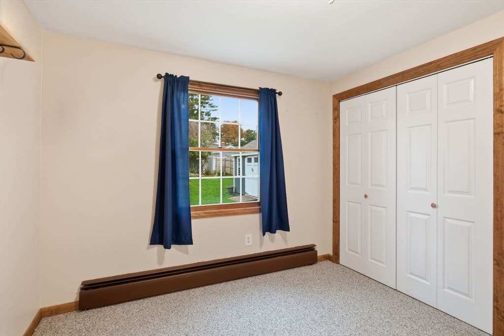 Single Family Residence at 51 Briarcliff St, Springfield MA 01128, Springfield, photo 19 of 42