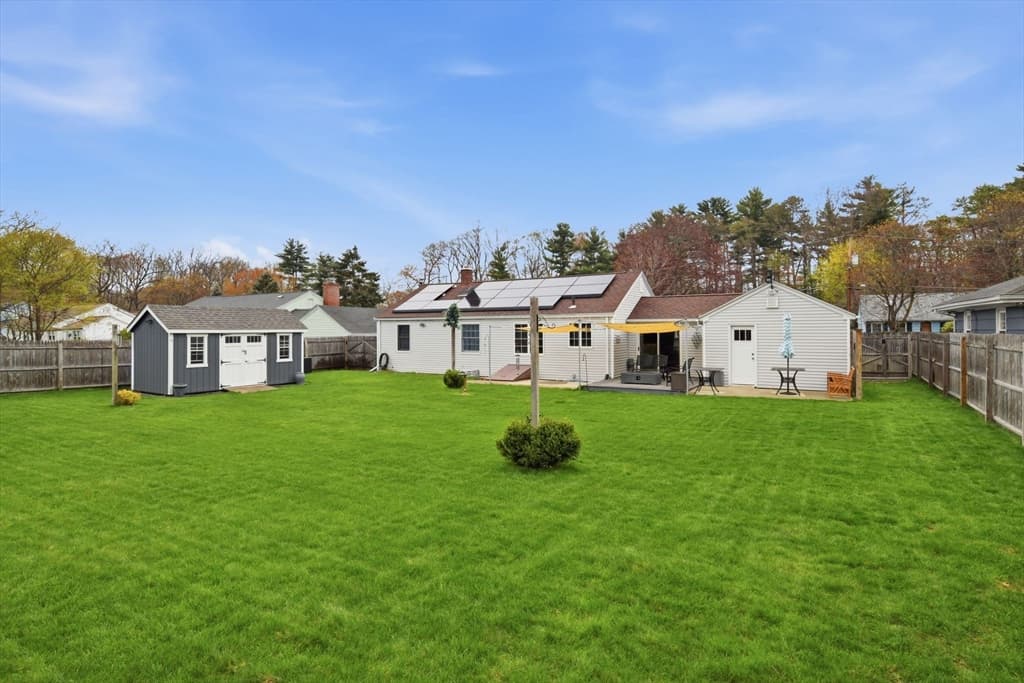 Single Family Residence at 51 Briarcliff St, Springfield MA 01128, Springfield, photo 40 of 42