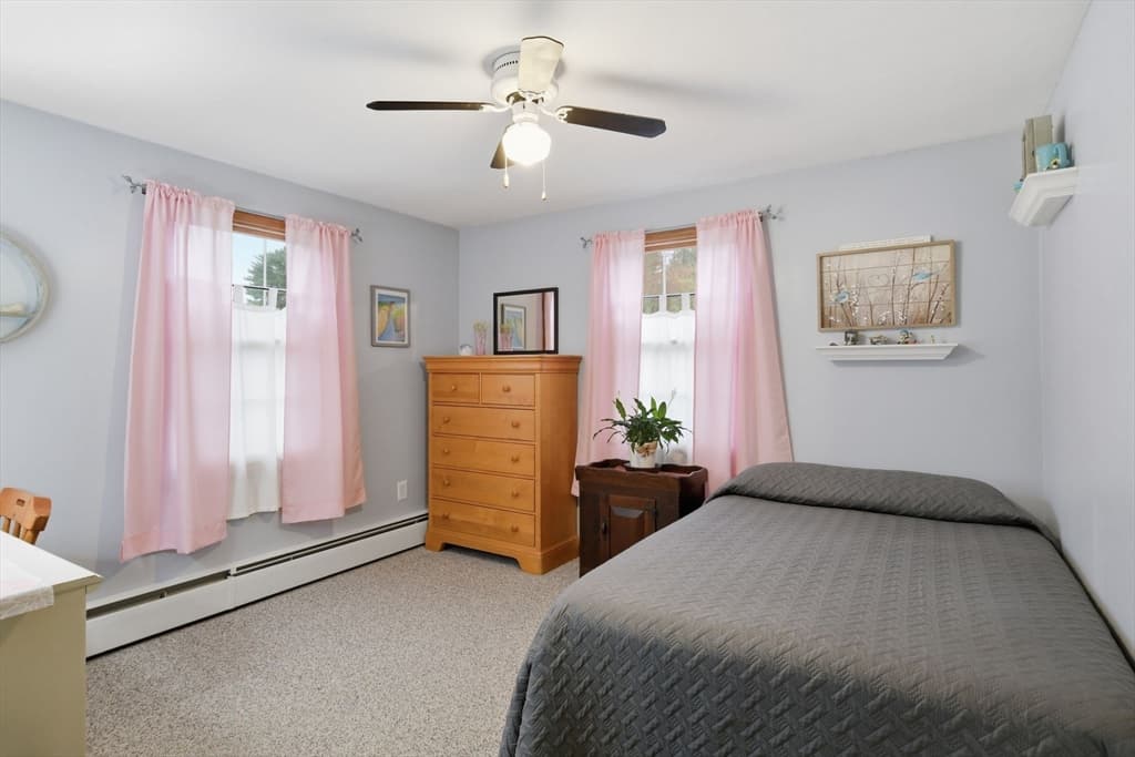 Single Family Residence at 51 Briarcliff St, Springfield MA 01128, Springfield, photo 21 of 42