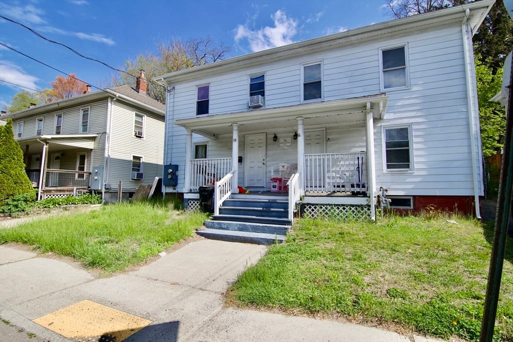 56-58 Grattan St, Chicopee MA 01020
