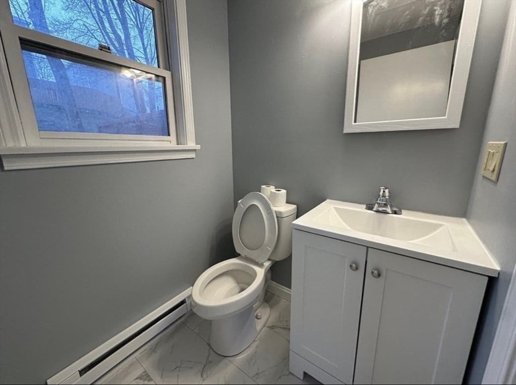 Single Family Residence at 20-8 Rice Ln, Worcester MA 01604, photo 9 of 21