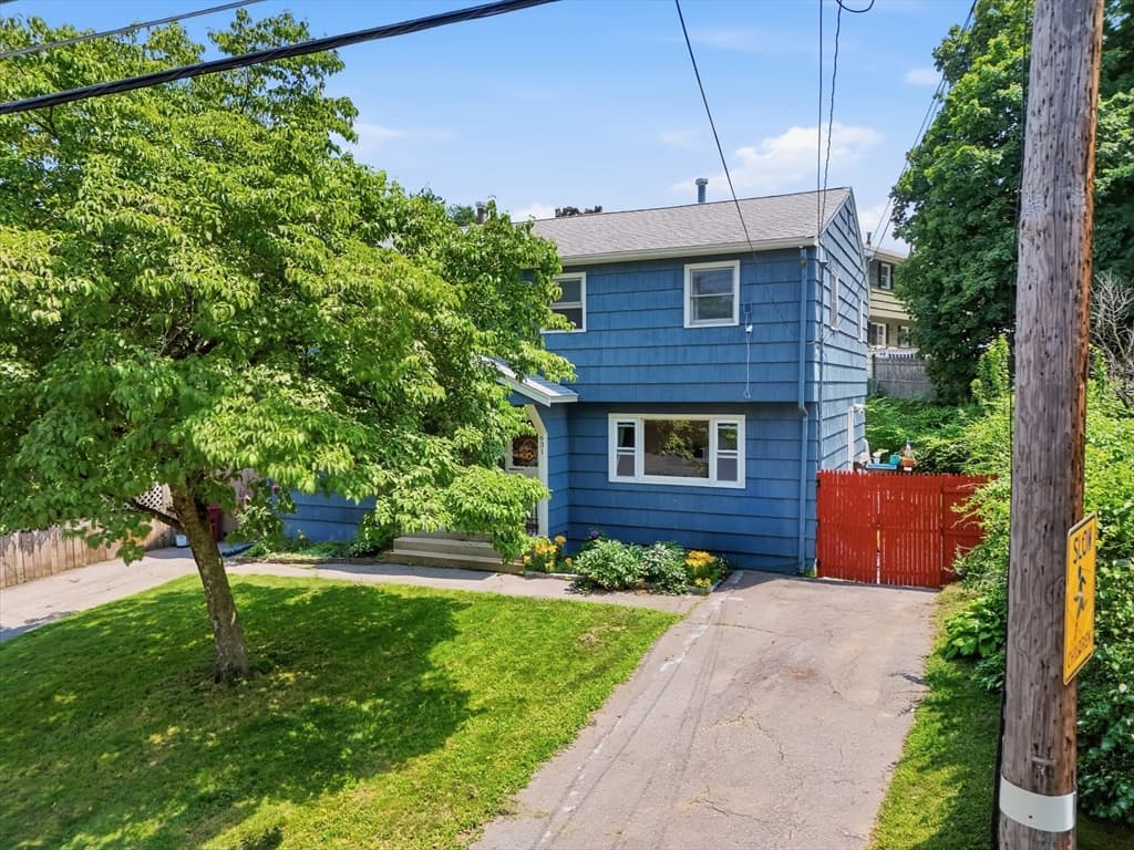 631 E Merrimack St # 631, Lowell MA 01852 photo 6