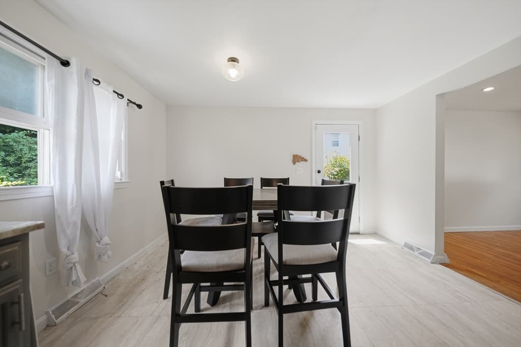 631 E Merrimack St # 631, Lowell MA 01852 photo 16