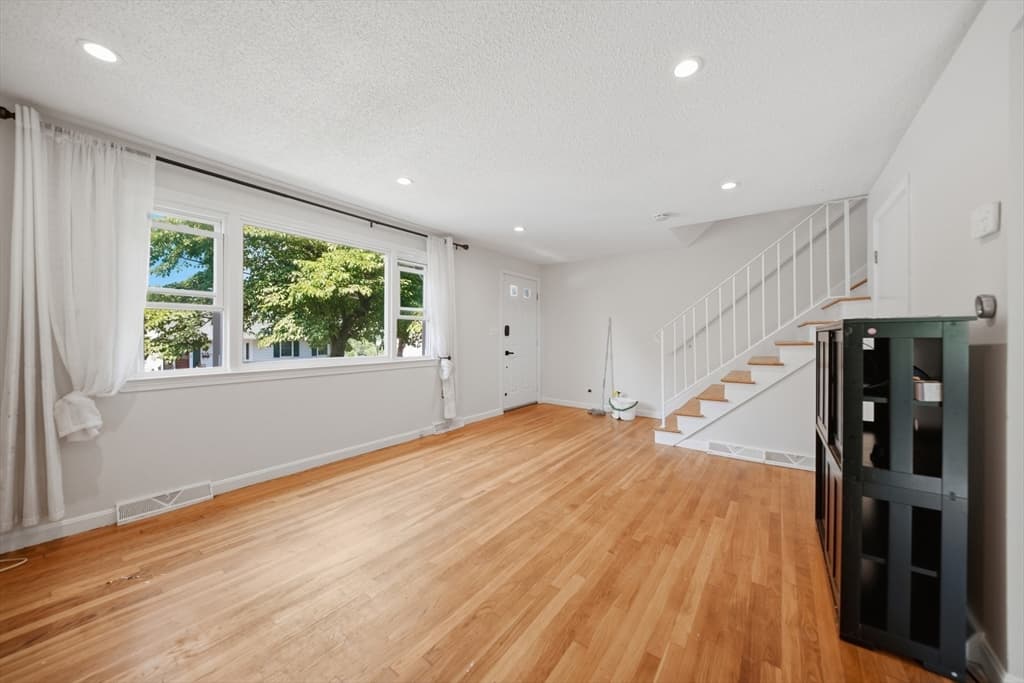 631 E Merrimack St # 631, Lowell MA 01852 photo 11
