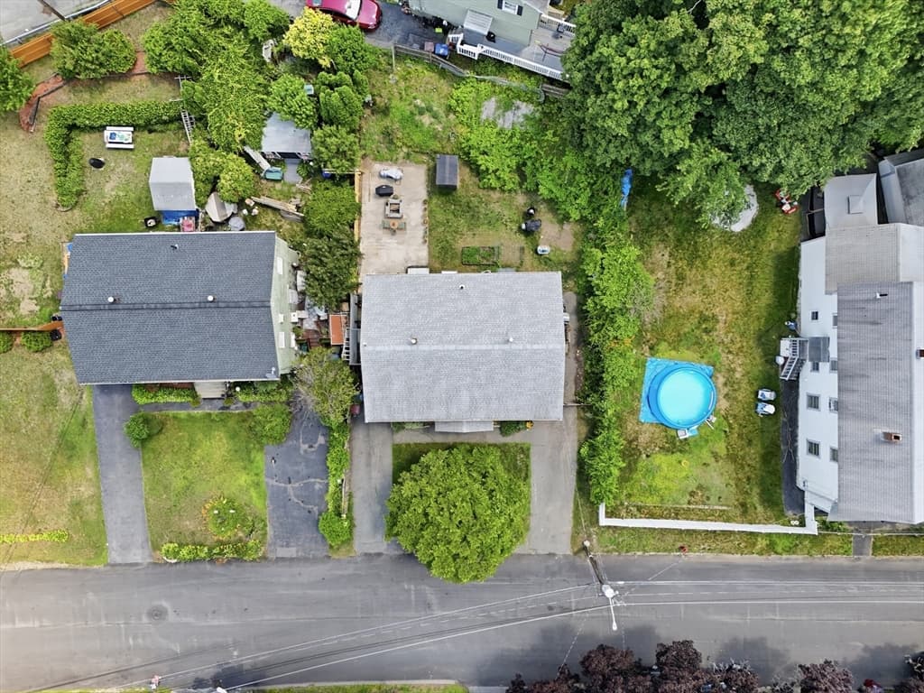 631 E Merrimack St # 631, Lowell MA 01852 photo 4