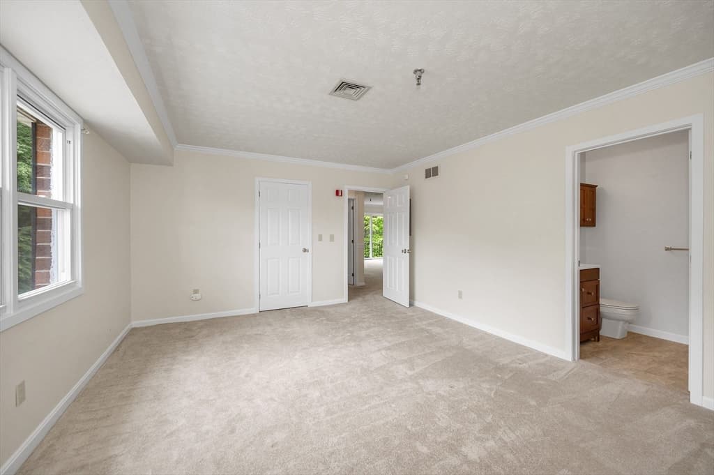 59 Mill St # 301, Dracut MA 01826 photo 23