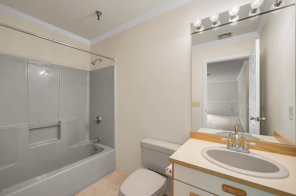 59 Mill St # 301, Dracut MA 01826 photo 15