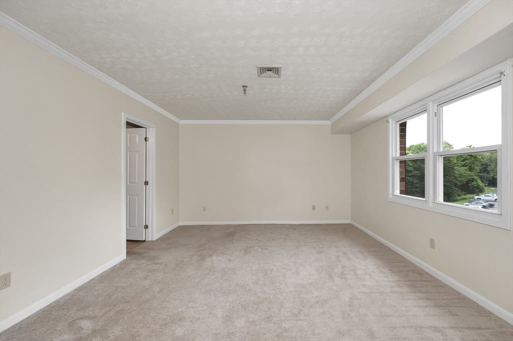 59 Mill St # 301, Dracut MA 01826 photo 21