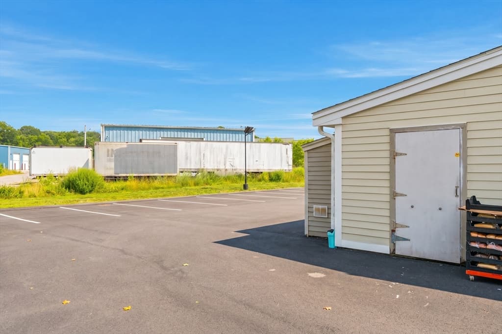 775 Quaker Highway, Uxbridge MA 01569 photo 6