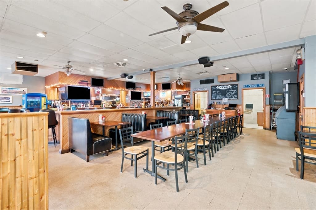 775 Quaker Highway, Uxbridge MA 01569 photo 7