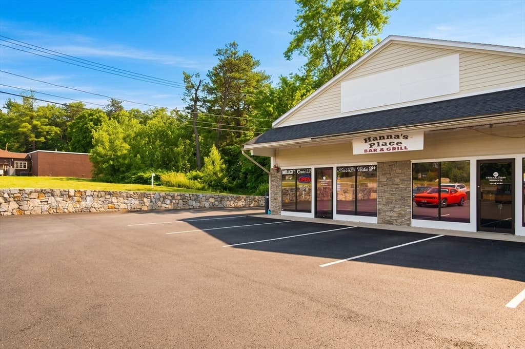775 Quaker Highway, Uxbridge MA 01569 photo 5