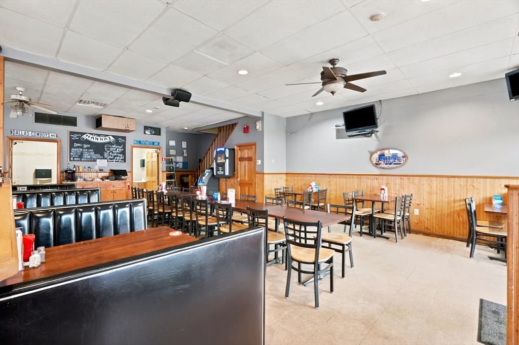 775 Quaker Highway, Uxbridge MA 01569 photo 19