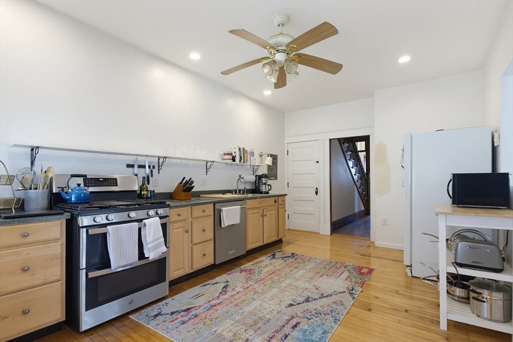 Condominium at 97 Cottage St # 97, Northbridge MA 01588, Northbridge, photo 18 of 42