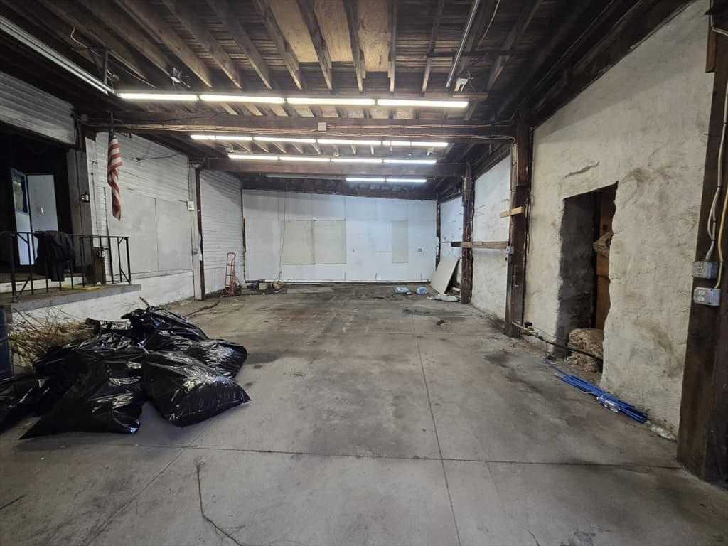 Commercial Sale at 380 Fourth Street, Fall River MA 02721, Fall River, photo 3 of 20