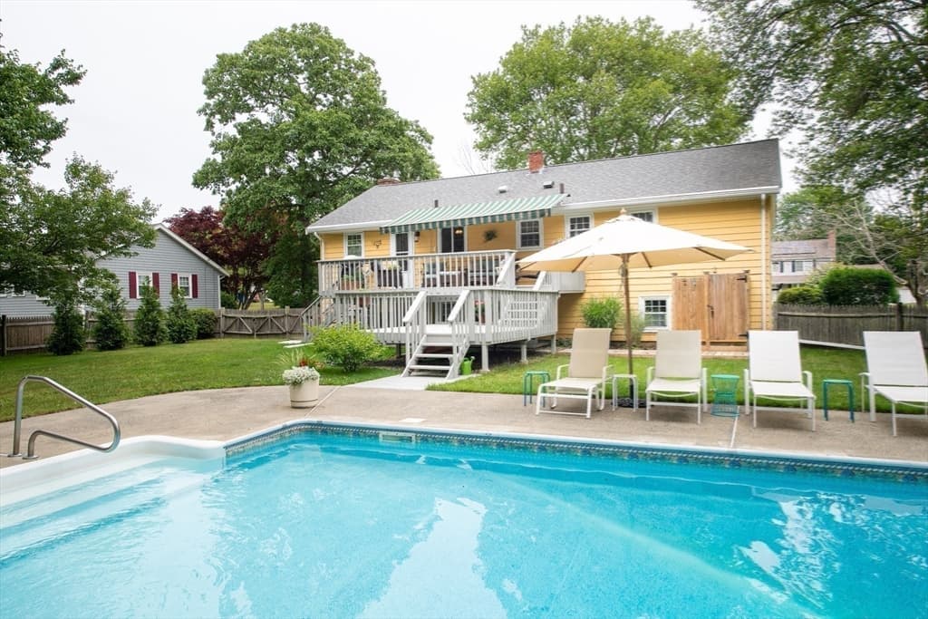 Single Family Residence at 12 Brook Drive, Fairhaven MA 02719, photo 2 of 36
