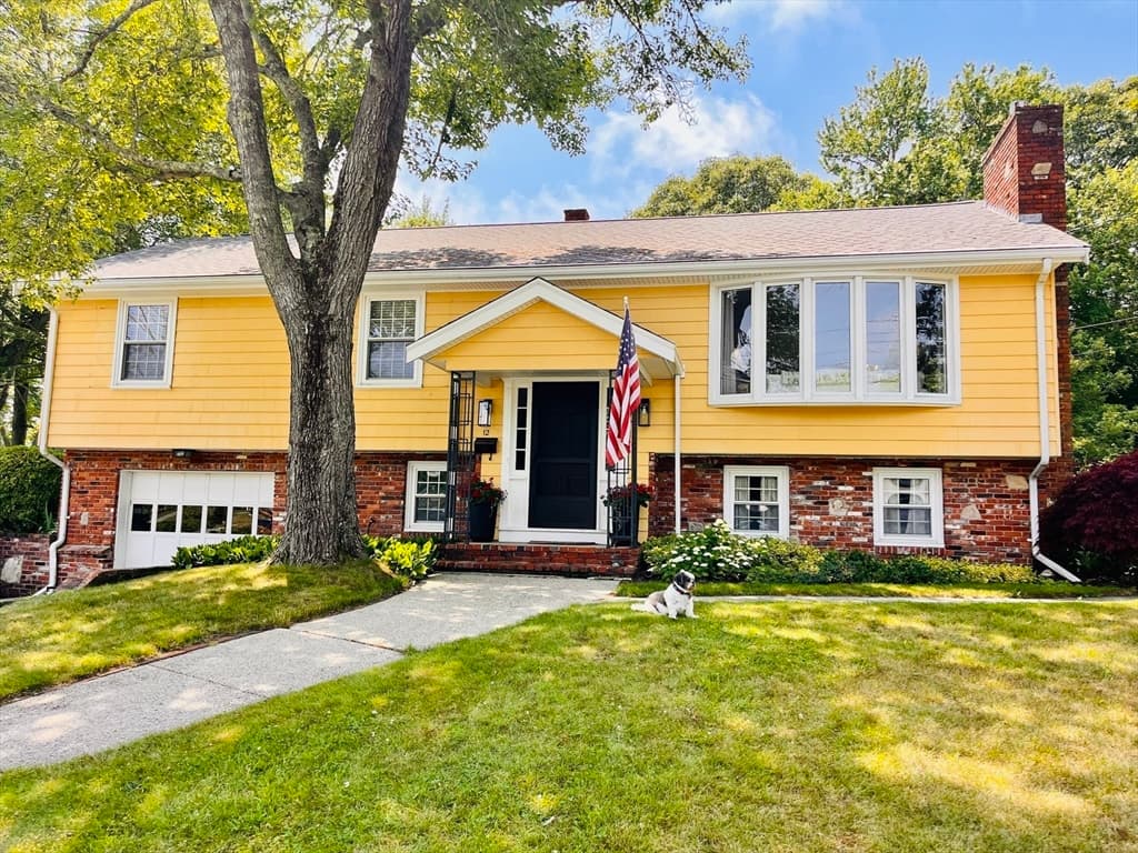 12 Brook Drive, Fairhaven MA 02719