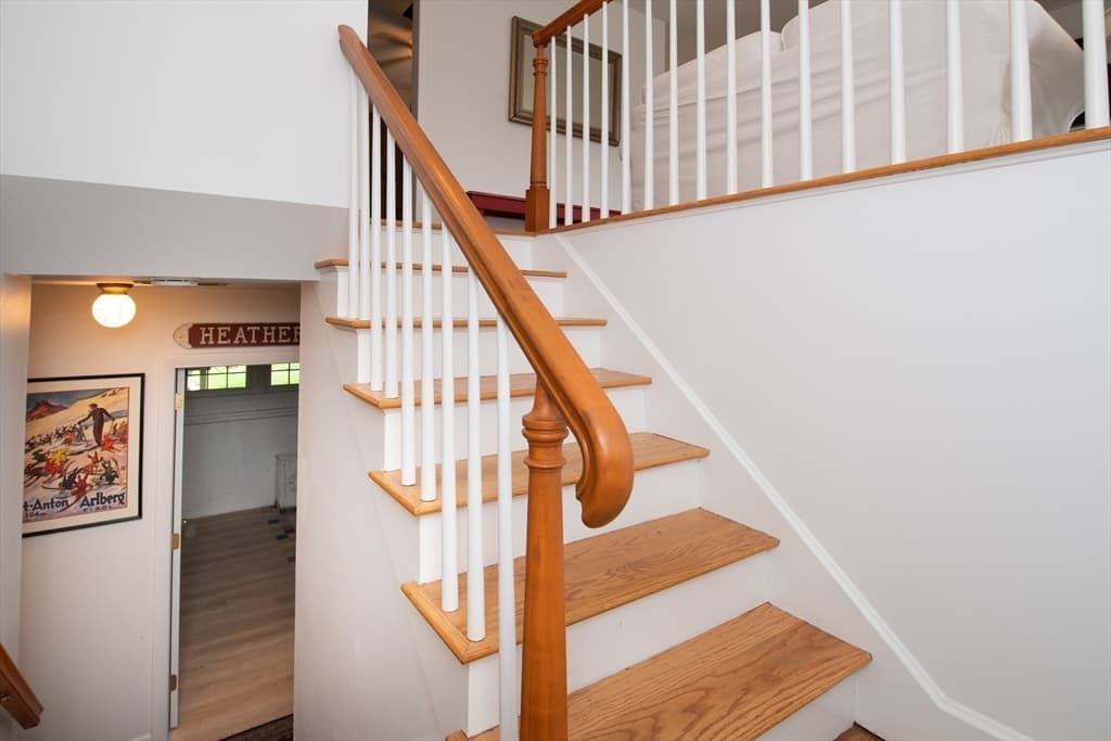 Single Family Residence at 12 Brook Drive, Fairhaven MA 02719, photo 20 of 36