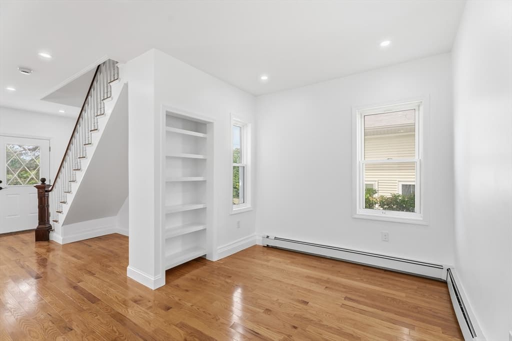 24 Marblehead St, North Andover MA 01845 photo 19