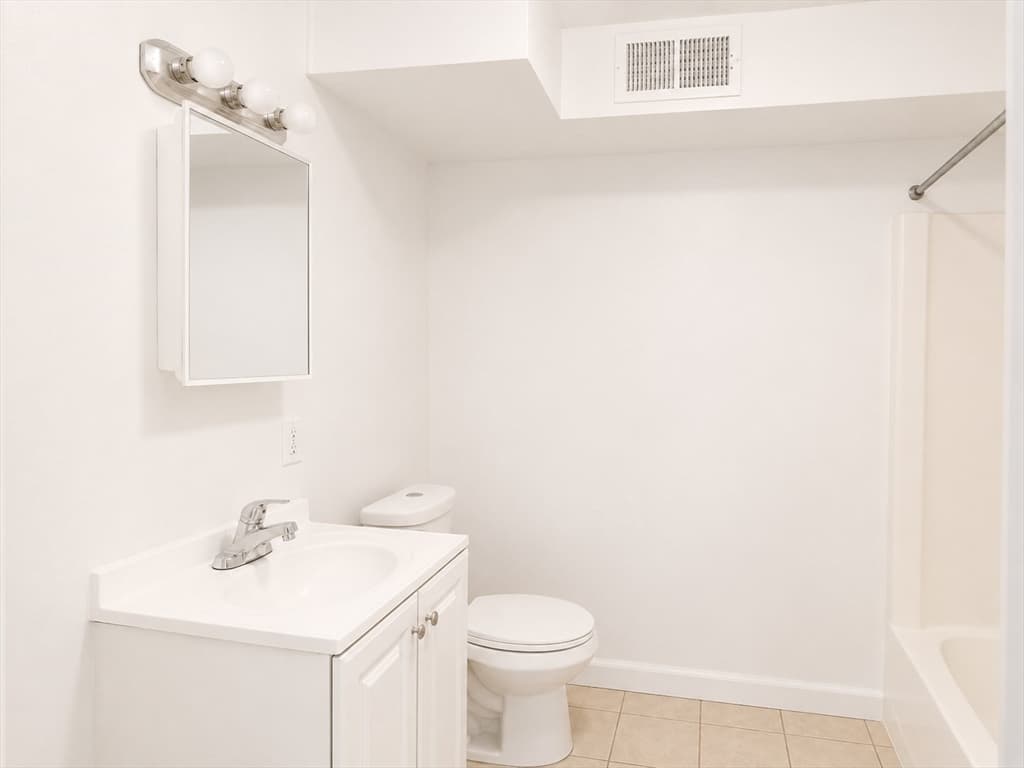 526 Third St # 3, Fall River MA 02721 photo 2