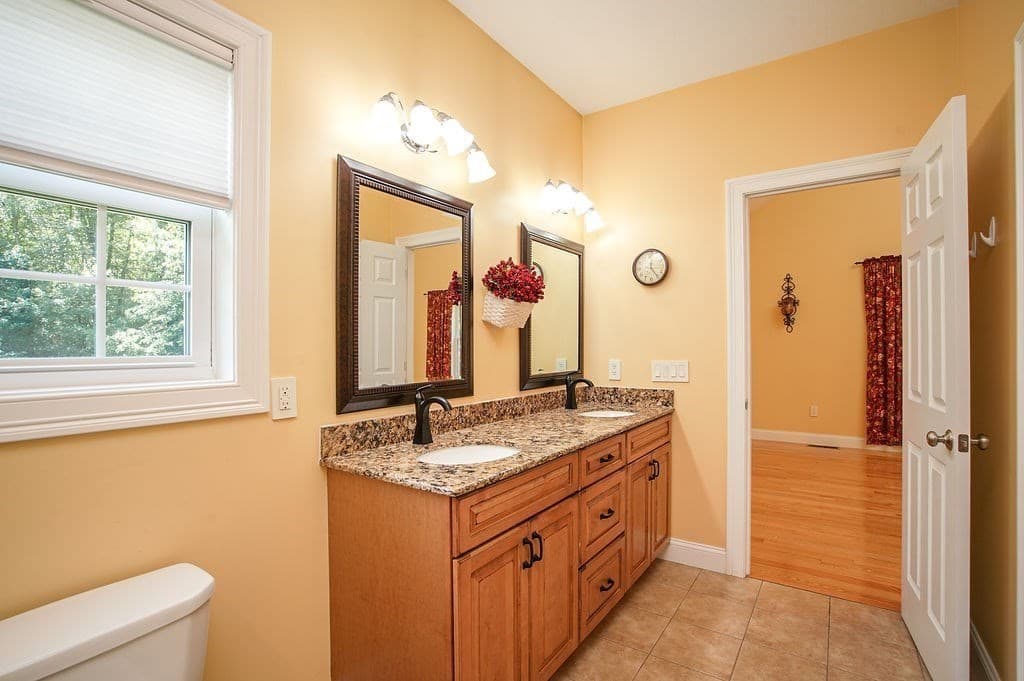 5 Red Bridge Ln, South Hadley MA 01075 photo 16