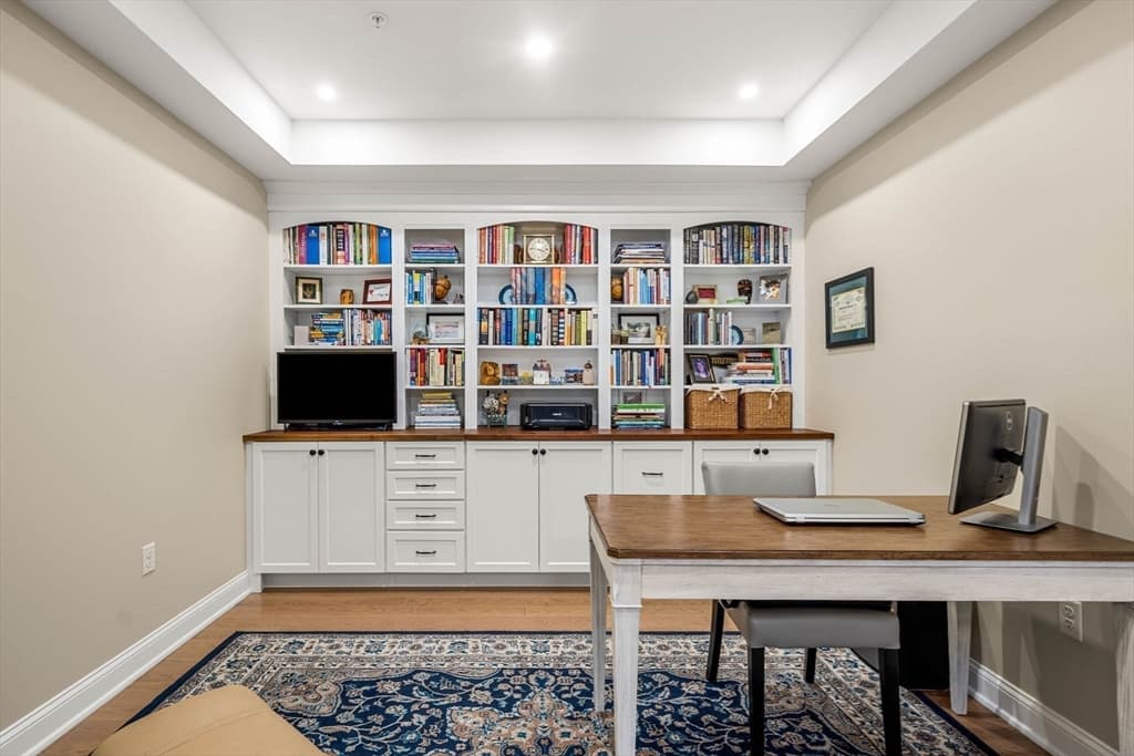 Condominium at 60 Merrimac Street # 403, Amesbury MA 01913, Amesbury, photo 6 of 40