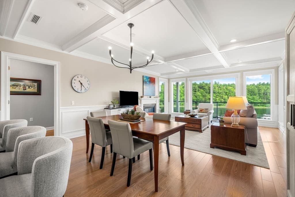 Condominium at 60 Merrimac Street # 403, Amesbury MA 01913, Amesbury, photo 13 of 40