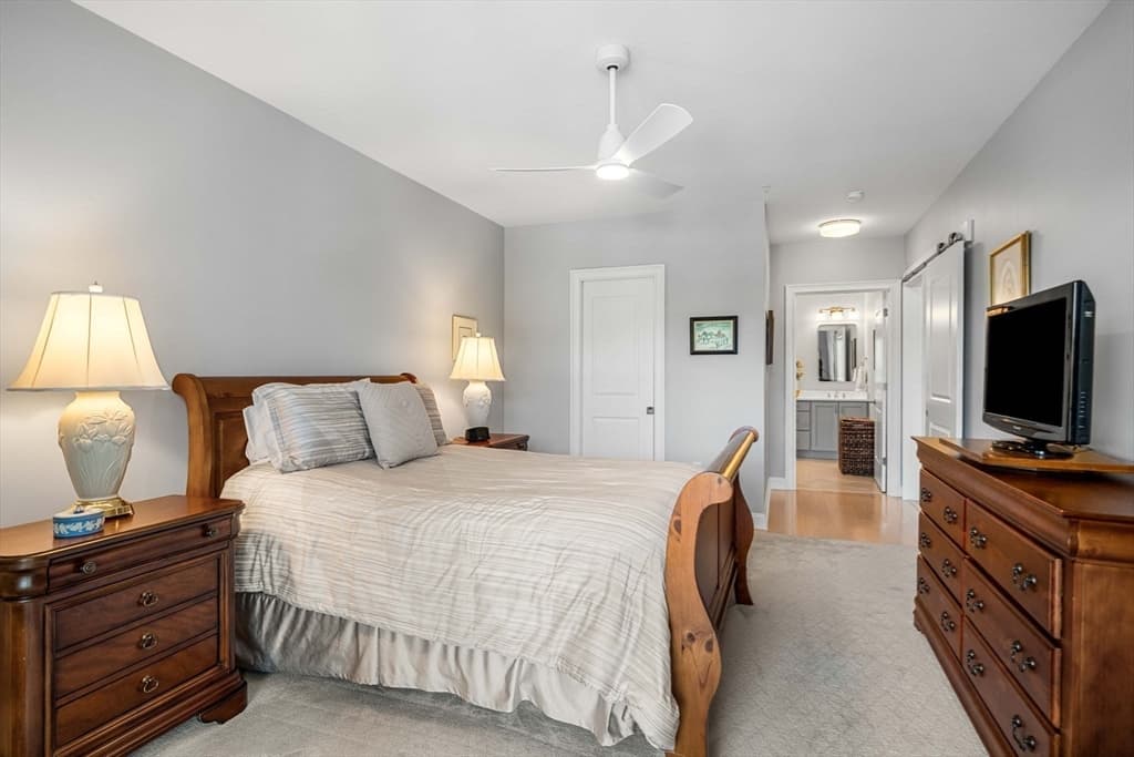 Condominium at 60 Merrimac Street # 403, Amesbury MA 01913, Amesbury, photo 30 of 40