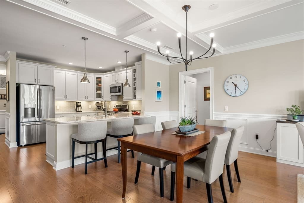 Condominium at 60 Merrimac Street # 403, Amesbury MA 01913, Amesbury, photo 14 of 40