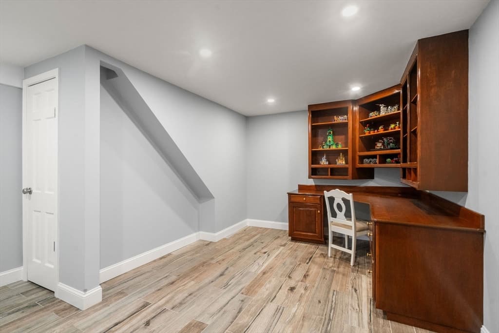 Single Family Residence at 24 Russett Hill Road, Sherborn MA 01770, Sherborn, photo 31 of 39