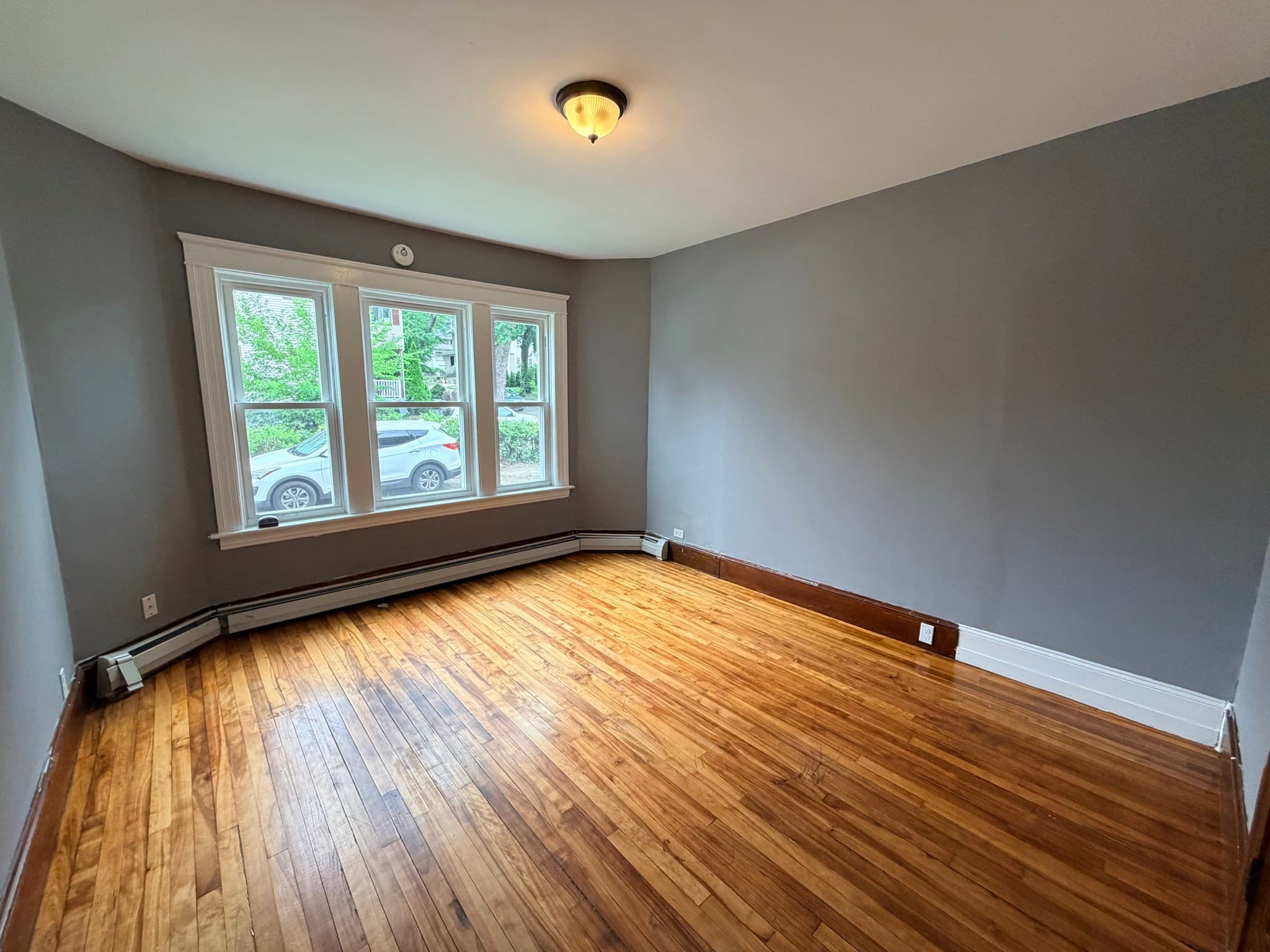 3 Family at 23 Woodford St, Worcester MA 01604, photo 16 of 42