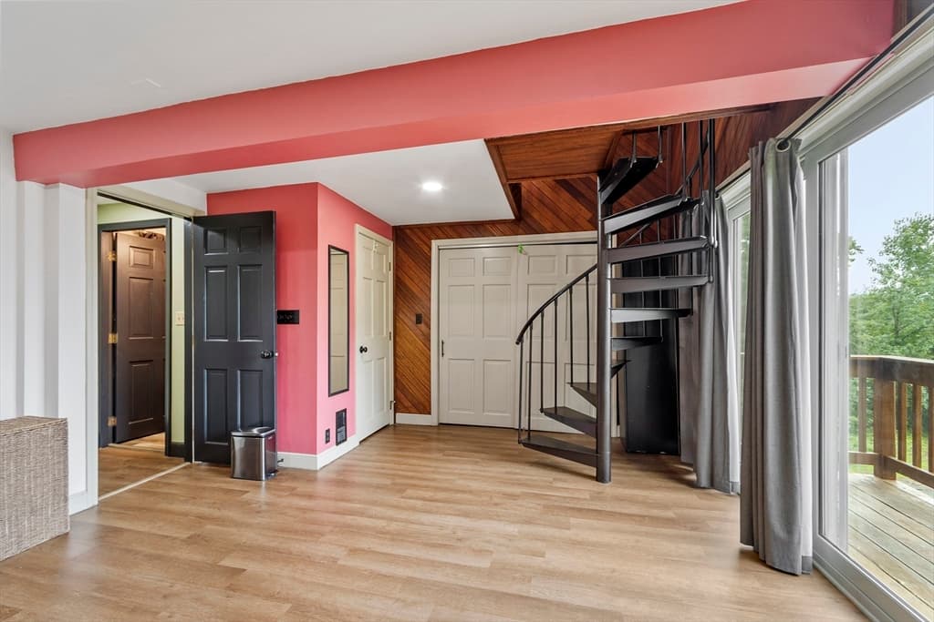 68 Murphy Rd, Hudson MA 01749 photo 13