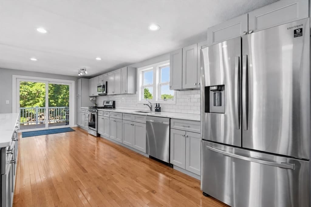 Single Family Residence at 5 Bradford Terr, Saugus MA 01906, Saugus, photo 17 of 40