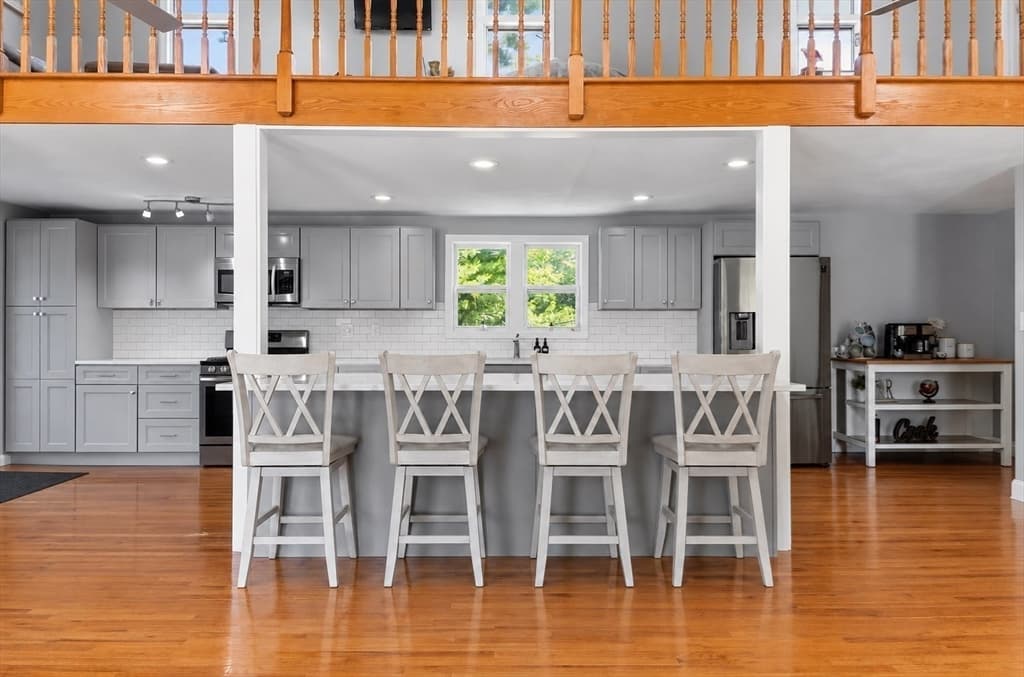 Single Family Residence at 5 Bradford Terr, Saugus MA 01906, Saugus, photo 20 of 40