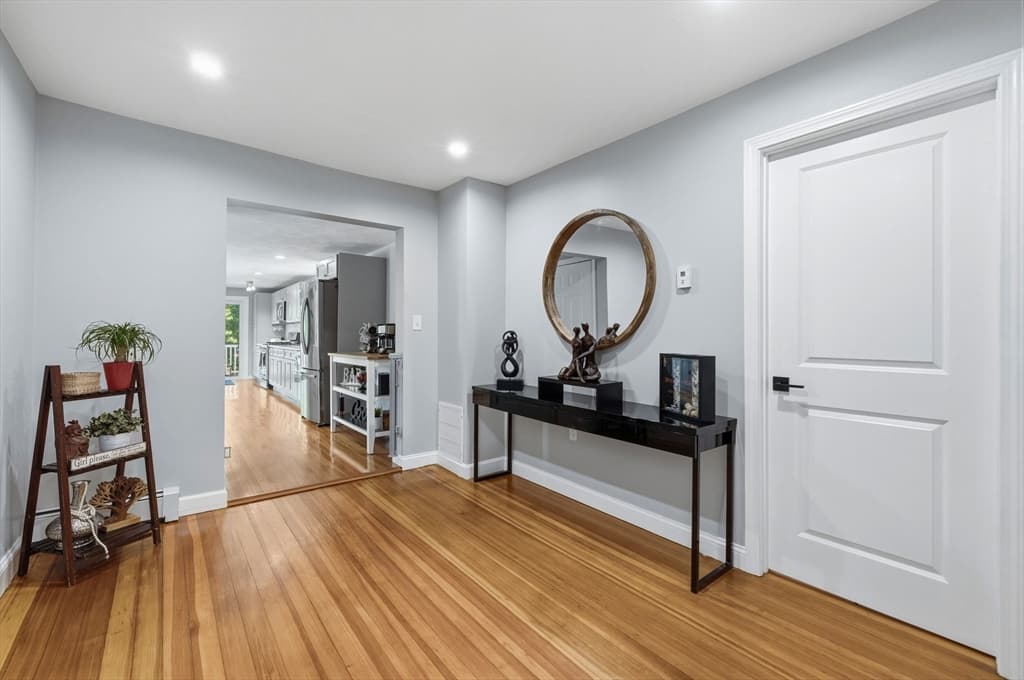 Single Family Residence at 5 Bradford Terr, Saugus MA 01906, Saugus, photo 15 of 40