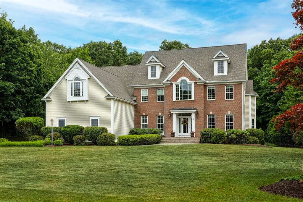 3 Bowker Road, Hopkinton MA 01748