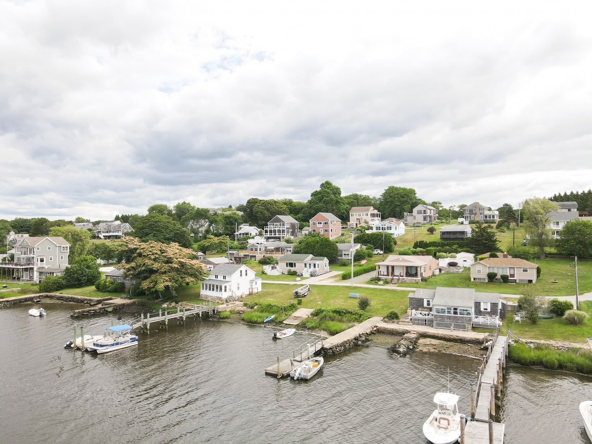 Single Family Residence at 99 Sylvia Ln, Westport MA 02790, Westport, photo 7 of 42