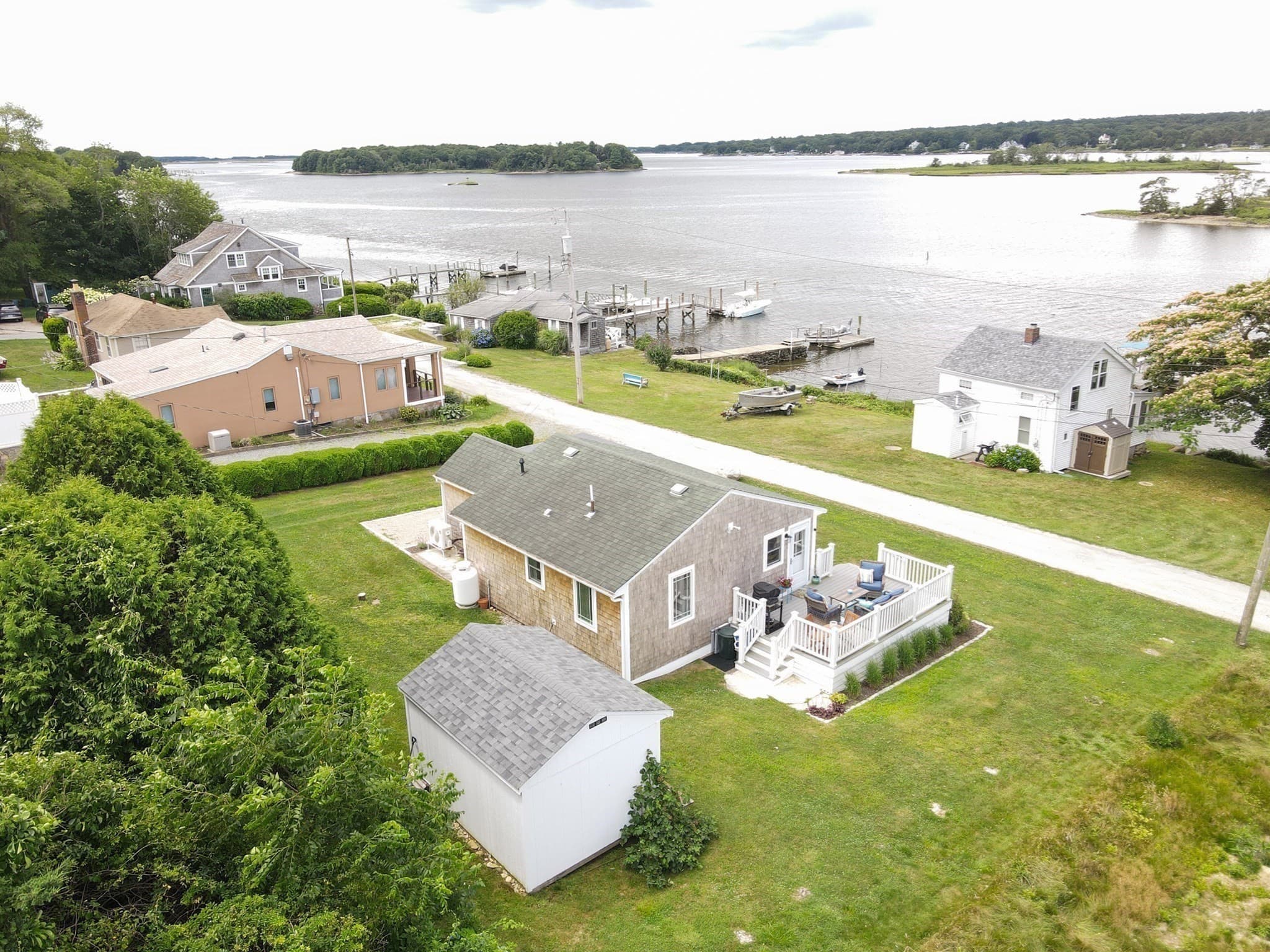 99 Sylvia Ln, Westport MA 02790