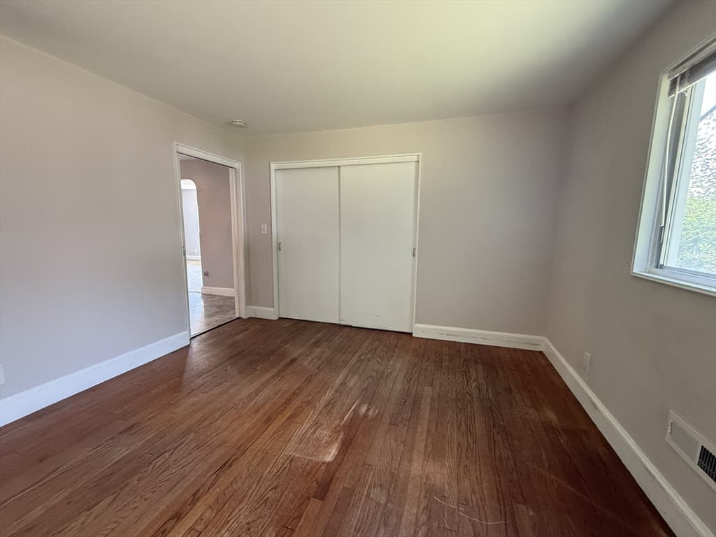 36 Fifth Avenue, Lowell MA 01854 photo 10