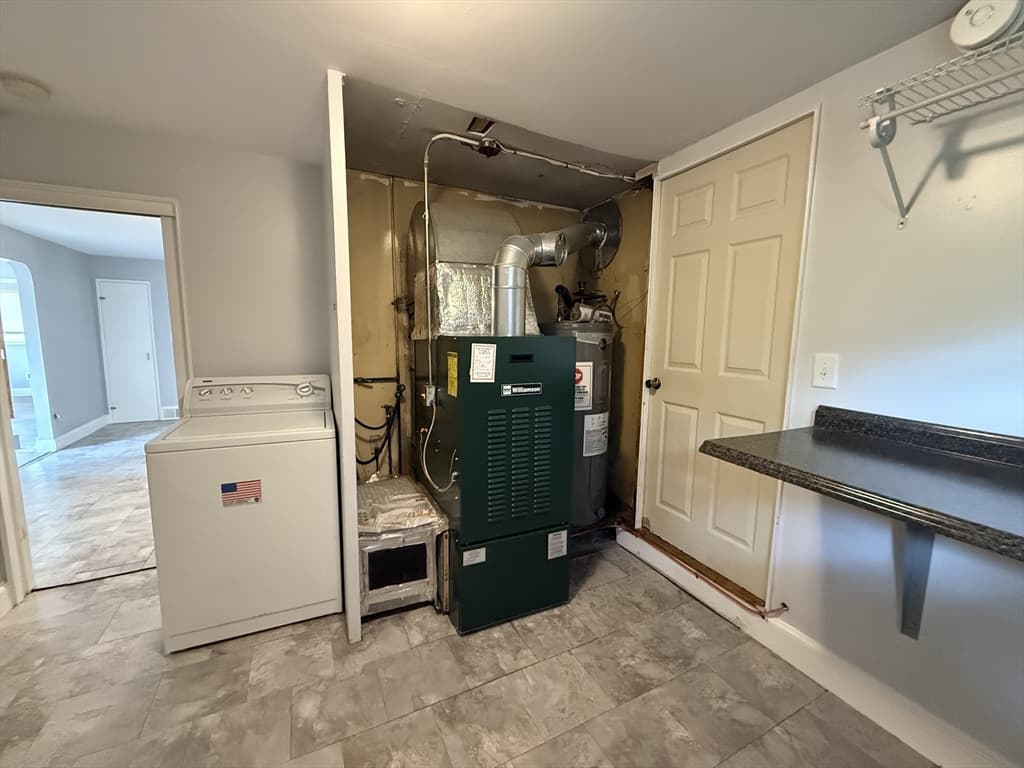36 Fifth Avenue, Lowell MA 01854 photo 14
