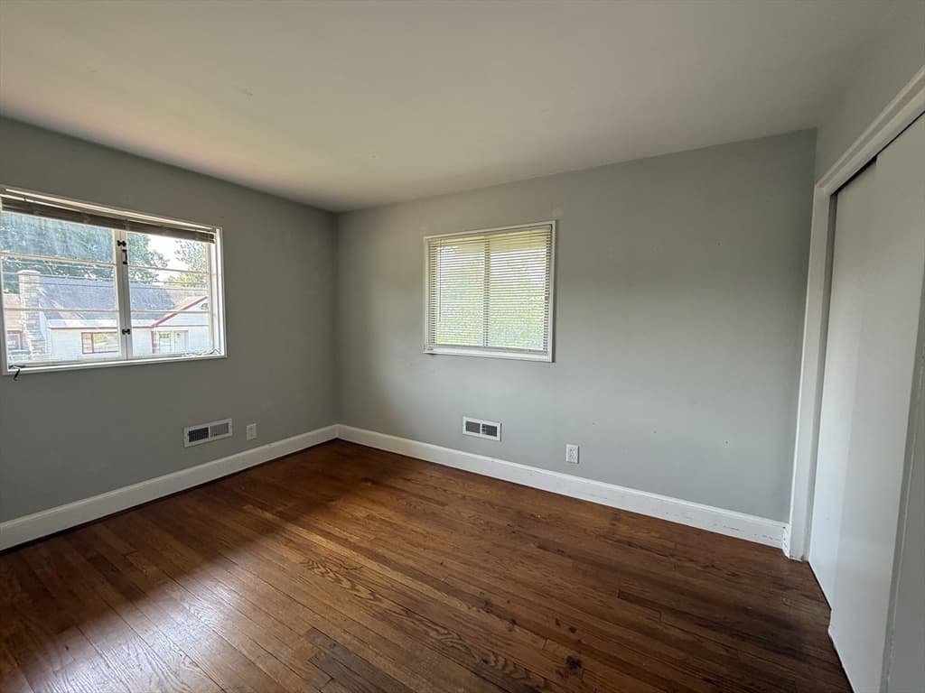 36 Fifth Avenue, Lowell MA 01854 photo 11