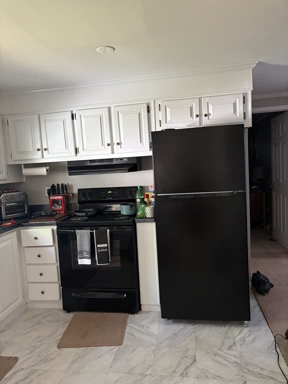 Single Family Residence at 15 Canterbury Lane, Rockland MA 02370, Rockland, photo 6 of 12