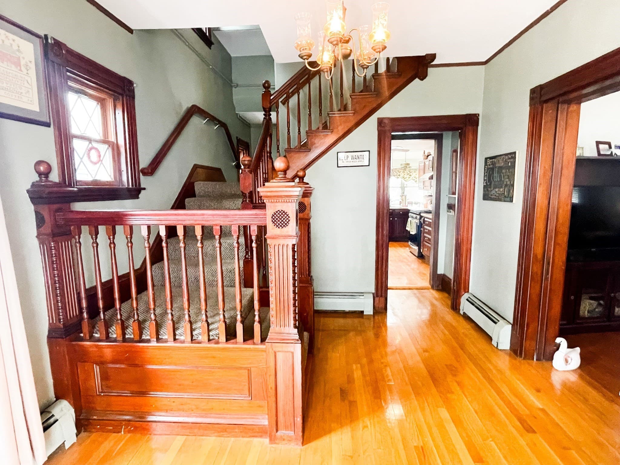 Single Family Residence at 24 Rawson Rd, Quincy MA 02170, Quincy, photo 5 of 42