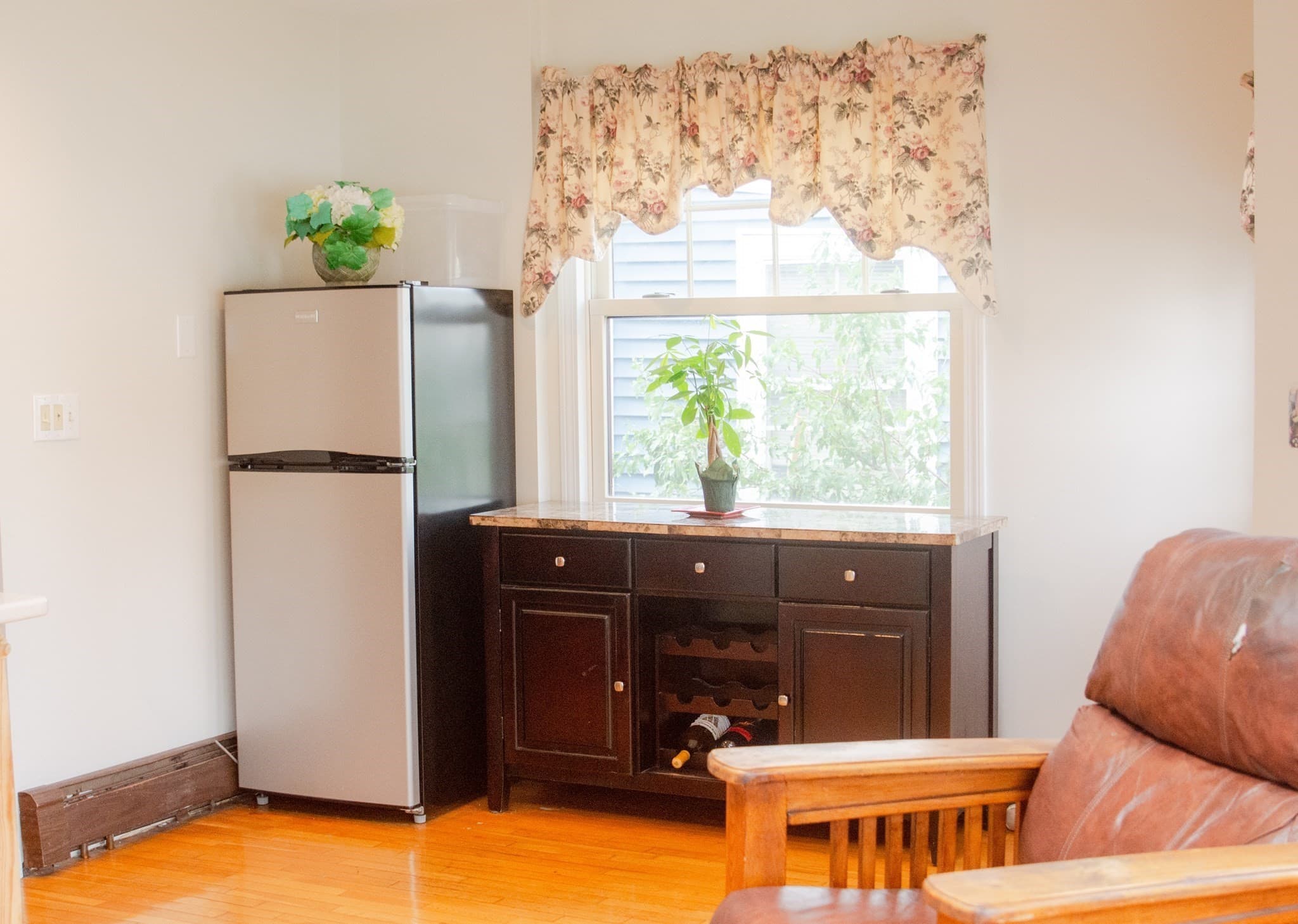 Single Family Residence at 24 Rawson Rd, Quincy MA 02170, Quincy, photo 8 of 42