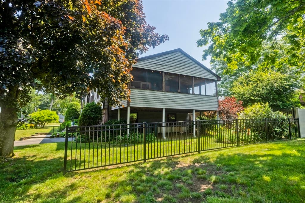 Single Family Residence at 9 Dowds Ln, Chicopee MA 01020, Chicopee, photo 32 of 32