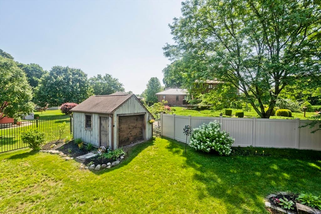 Single Family Residence at 9 Dowds Ln, Chicopee MA 01020, Chicopee, photo 28 of 32