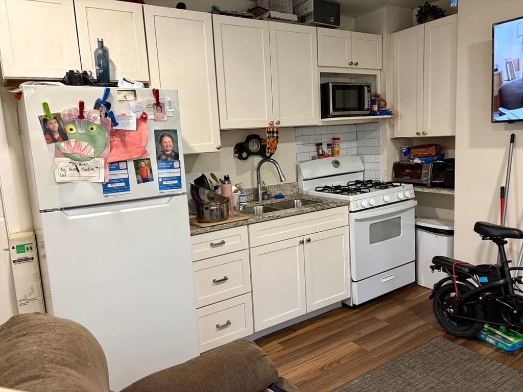 62 Mechanic St., Leominster MA 01453 photo 2