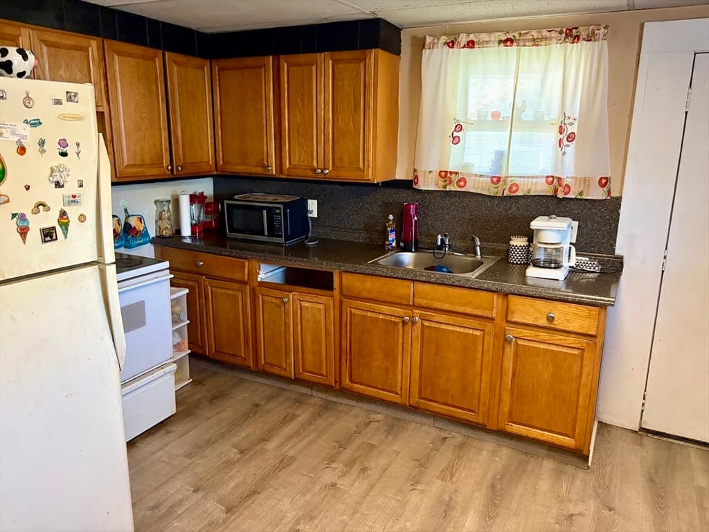 62 Mechanic St., Leominster MA 01453 photo 4