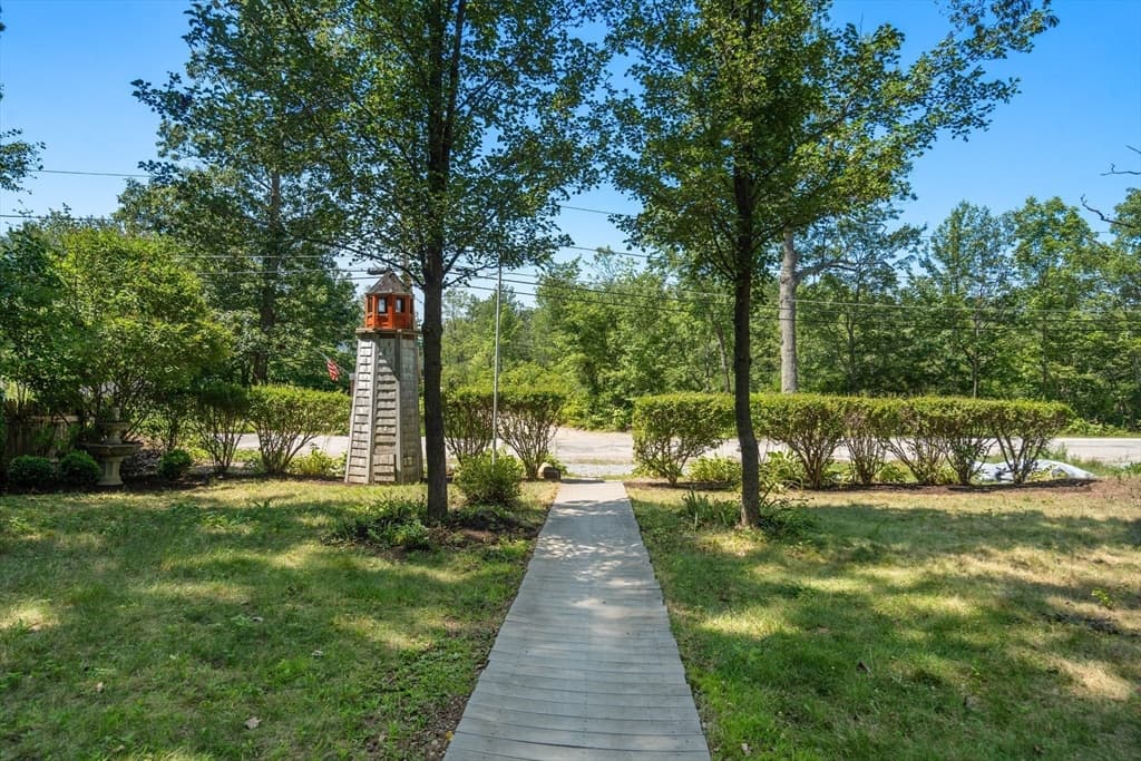 Single Family Residence at 7 Victoria Ave, Rutland MA 01543, Rutland, photo 13 of 18