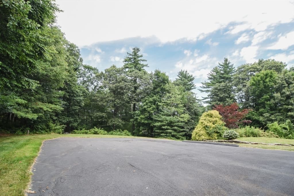 Single Family Residence at 8 Martin Rd, Brookfield MA 01506, Brookfield, photo 8 of 41