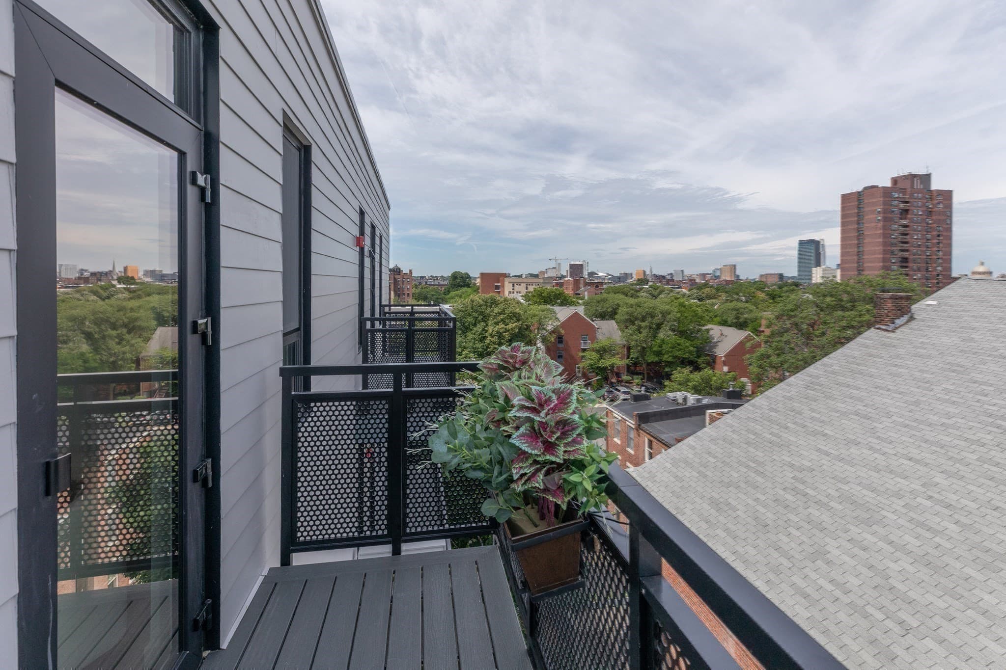 Condominium at 1395 Washington Street, Boston MA 02118, photo 15 of 37